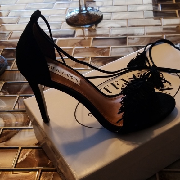 Steve Madden Sassey! - Picture 5 of 7